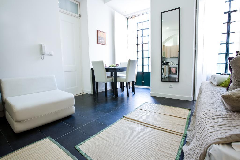 Downtown Apartments Bica ลิสบอน ภายนอก รูปภาพ