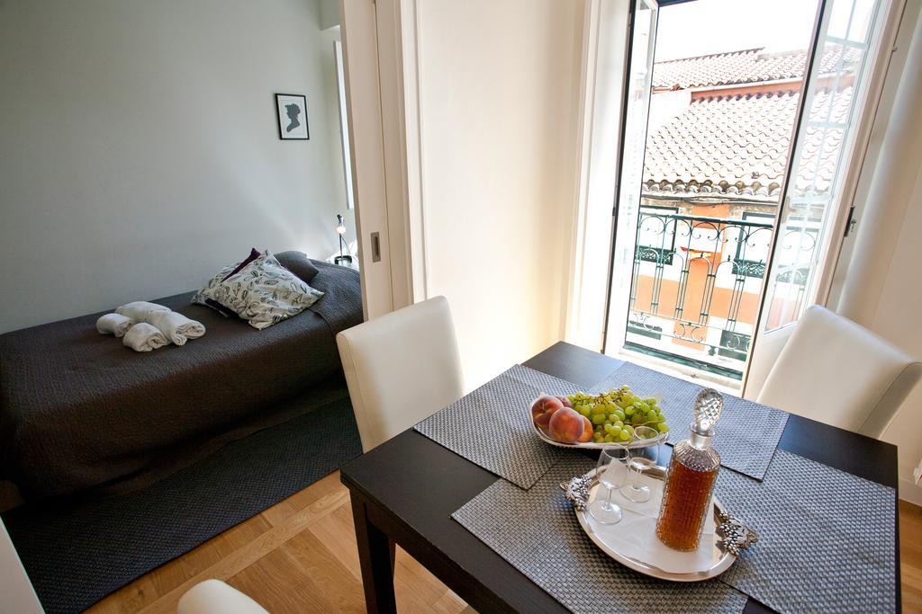Downtown Apartments Bica ลิสบอน ภายนอก รูปภาพ