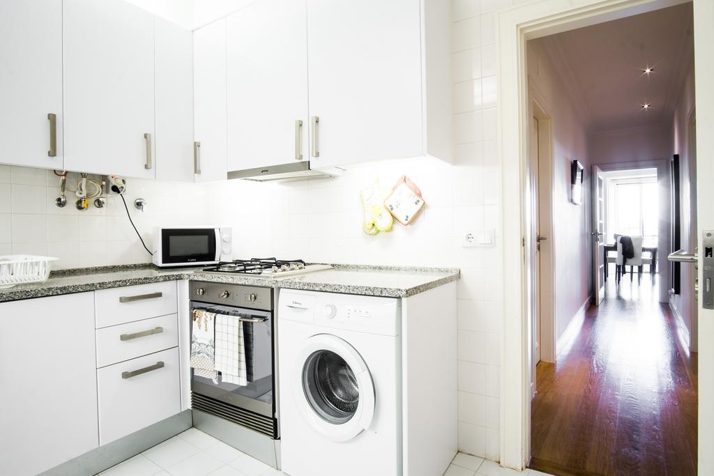 Downtown Apartments Bica ลิสบอน ภายนอก รูปภาพ